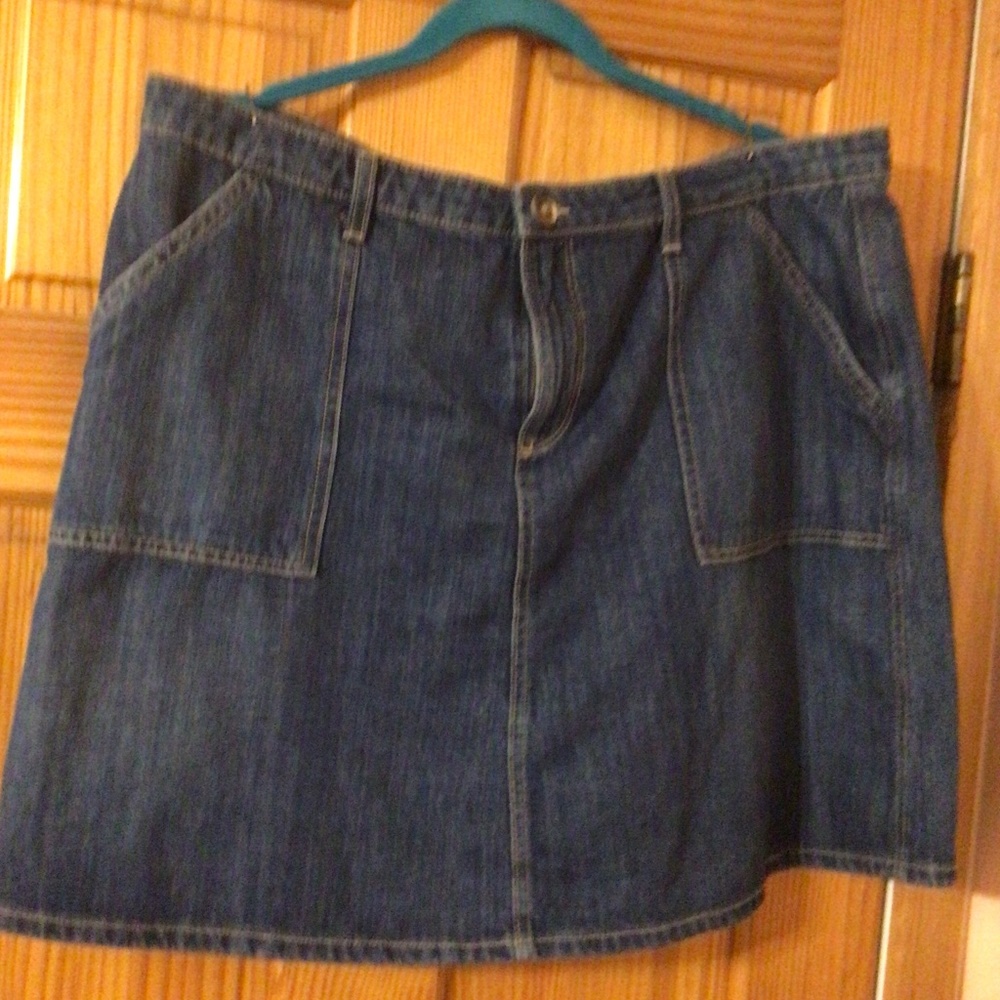Women Falls Creek -Size 20 Blue Jean Skirt